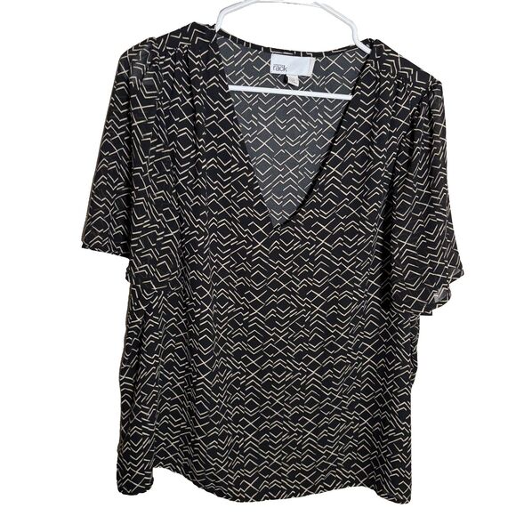 Nordstrom Tops - Nordstrom Rack Blouse Women's Large V-Neck Short Sleeve Career Printed Top